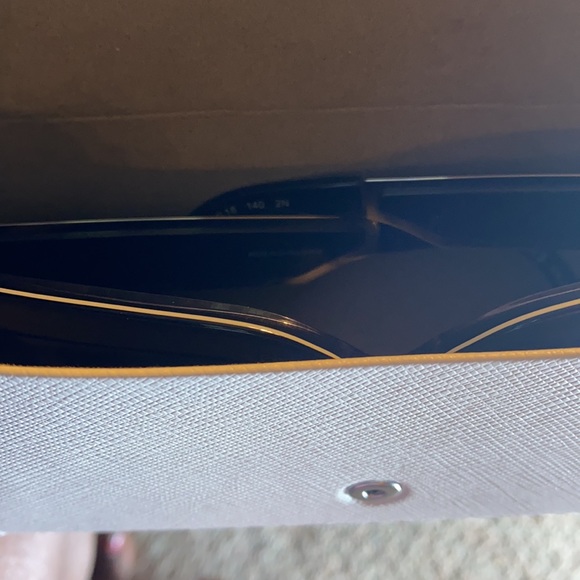 Designer MK sunglasses 2102 Berkshires nwt - Picture 12 of 12